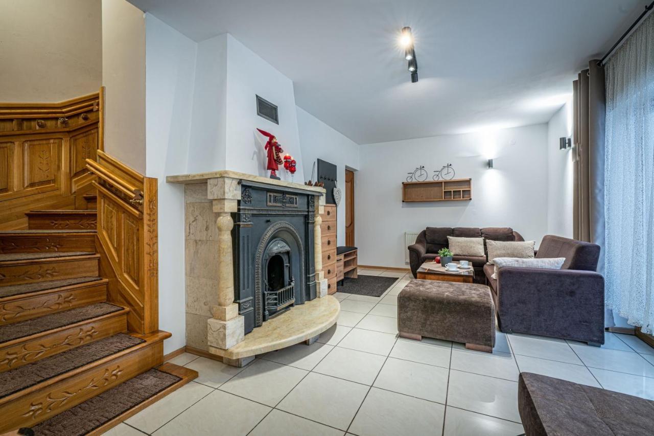 Apartment Cicha Woda Iii